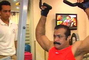 Himanshu_Roy_exercising_295.jpg