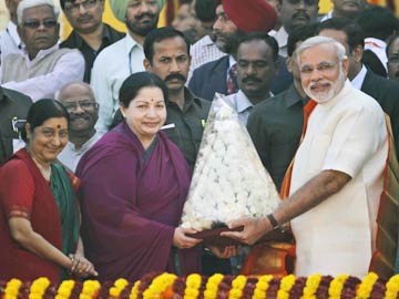 Jayalalithaa to Meet Narendra Modi on June 3 Amid Talk of Alliance