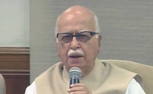 Mahabharata, Ramayana Great Knowledge Source on Politics: LK Advani