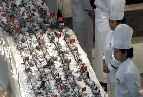 China sets the record for world's longest Christmas cake