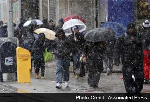 Big storm and its disruptions descend on the US Northeast 