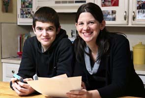 Mom's iPhone code of conduct for teen son goes viral Mom's iPhone code of conduct for teen son goes viral
