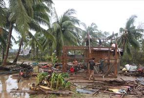 477 dead, homeless swell after Philippines typhoon
