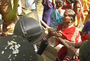Anti-Posco stir: women protesters strip to demand halt to land acquisition, withdrawal of police force Anti-Posco stir: women protesters strip to demand halt to land acquisition, withdrawal of police force