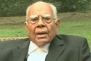 Ram Jethmalani writes to Nitin Gadkari, questions criticism of CBI chief appointment
