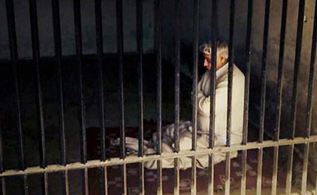 Rampal Charged With Murder, Rioting; Will be Interrogated in Hisar Jail