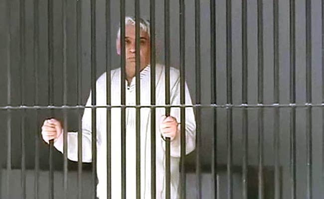 Rampal_Behind_Bars_650_20Nov14.jpg