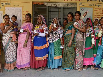 Round 7 of Lok Sabha polls: Most states witness moderate voter turnout