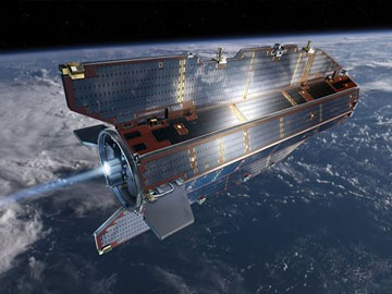 Satellite_to_fall_to_Earth_AP_360x270.jp