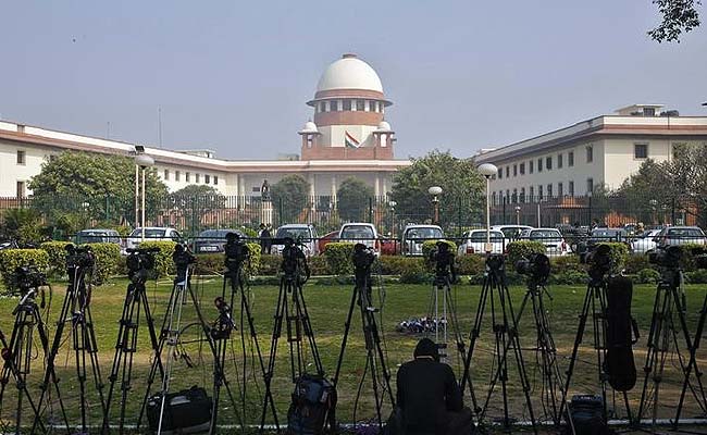 Supreme Court Seeks Reply From Centre, States on Sexual Abuse in Schools Supreme Court Seeks Reply From Centre, States on Sexual Abuse in Schools