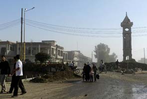 Syrian rebels fire at, miss Bashar al-Assad's palace