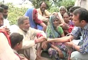 Uttarakhand: pilgrims trekking to safety being looted en route