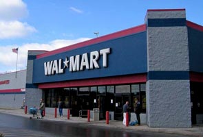 Government extends term of Walmart lobbying probe panel till May