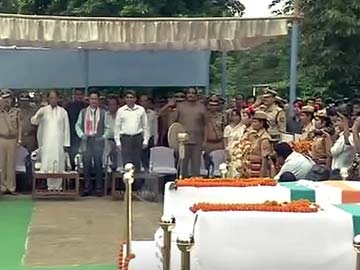 Four Cops Suspended for Allegedly Abandoning Assam Top Cop During Encounter Four Cops Suspended for Allegedly Abandoning Assam Top Cop During Encounter