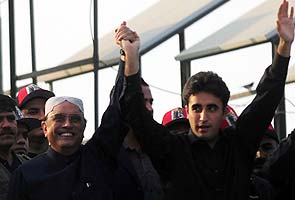 Bilawal Bhutto leaves Pakistan after tiff with Asif Ali Zardari over PPP affairs 