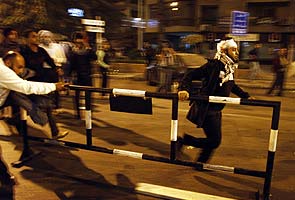Egypt military orders rival crowds to quit palace area