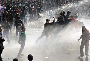 Delhi gang-rape case: ensure sense of security in Delhi, PM tells Home Minister