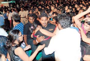 enrique_concert_pune_midday3_295.jpg