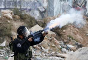 Israel and Hamas agree to Gaza cease-fire