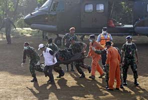 indonesia_plane_russian_sukhoi_crash2.295.jpg