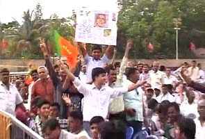 Election Commission extends polling time in Karnataka polls Election Commission extends polling time in Karnataka polls