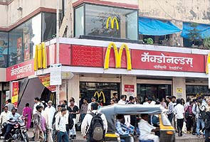 mcdonalds_mumbai_midday_295.jpg