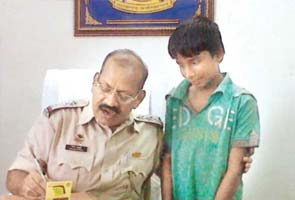 11-year-old lost in Mumbai, now lives in police station 11-year-old lost in Mumbai, now lives in police station