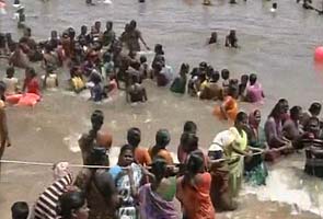 Kudankulam controversy: Protesters begin 'jal satyagraha'