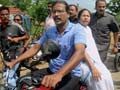 Mamata Banerjee loses cool after angry protests during visit to rape victim's house 