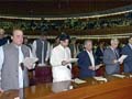 Nawaz Sharif sworn in as Pakistan Prime Minister, calls for end to drone strikes