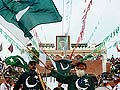 Flag-waving 'Uncle Pakistan' dies