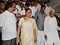 For BJP government in Karnataka, ministers' resignations forecast crisis