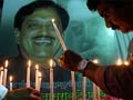Vilasrao Deshmukh's ashes immersed in river at Yavatmal