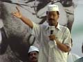 Undeterred by warning, Arvind Kejriwal insists on Salman Khurshid's resignation without inquiry
