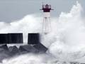 Cyclone lashes Indian Ocean island of Reunion