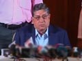 IPL controversy: N Srinivasan, BCCI chief, defies advice to stay away while probe is on 