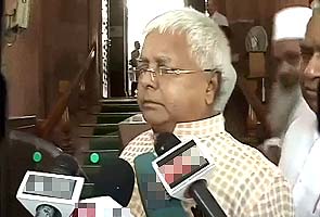 Why doesn't Mamata Banerjee become president, asks sarcastic Lalu