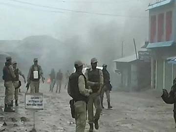 Day 5 of Manipur Blockade: Government Climbs Down, Protestors Defiant Day 5 of Manipur Blockade: Government Climbs Down, Protestors Defiant