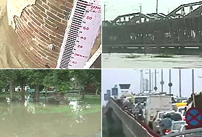Delhi:Key bridge closed as Yamuna flows 1.33 m above danger mark