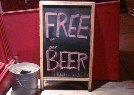 15 funny restaurant signs