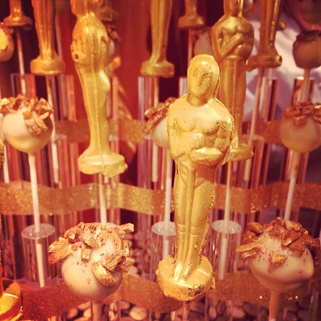 8oscar shaped treats.jpg
