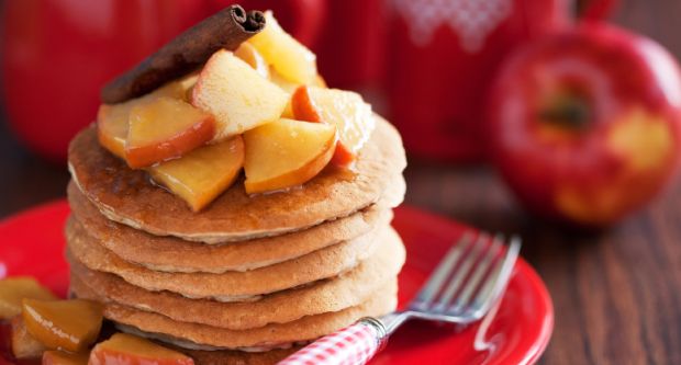 Recipe of Banana Pancakes With Caramelized Apples