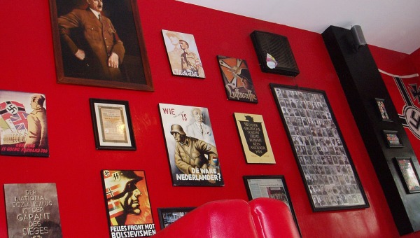 Indonesia-Nazi-Cafe2_600.jpg