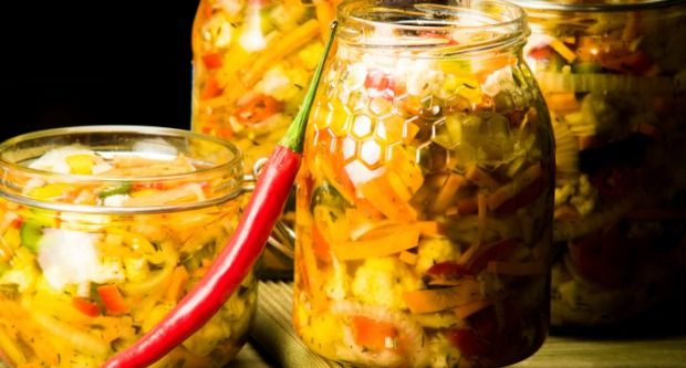 Leela Marcha nu Athaaanu (Green Chilli Pickle)