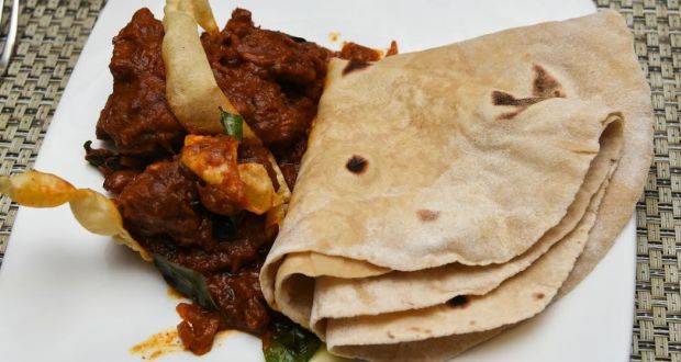 Potatoes Bhujia with Besan ki Roti