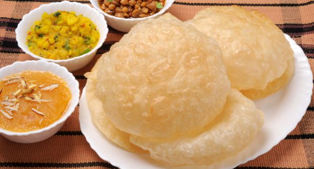 Radha Ballavi (Stuffed Puri)