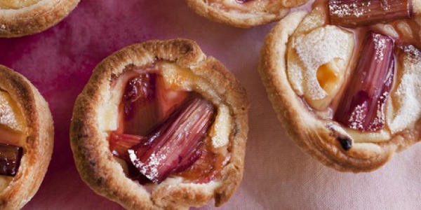 Rhubarb-custard-tarts_600.jpg