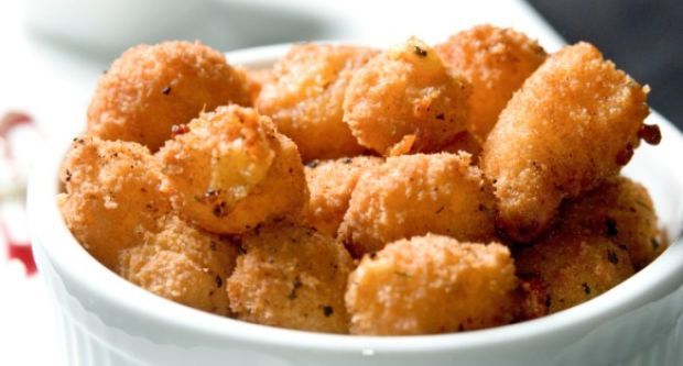 Semolina Oregano Popcorns