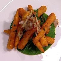 Babycorn Bezule with Peanut Chutney