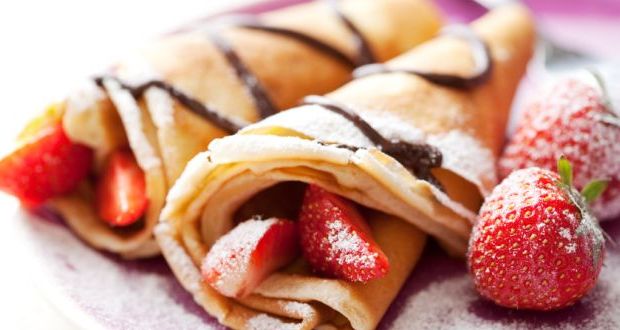 Bajra Crepe with Chocolate Sauce